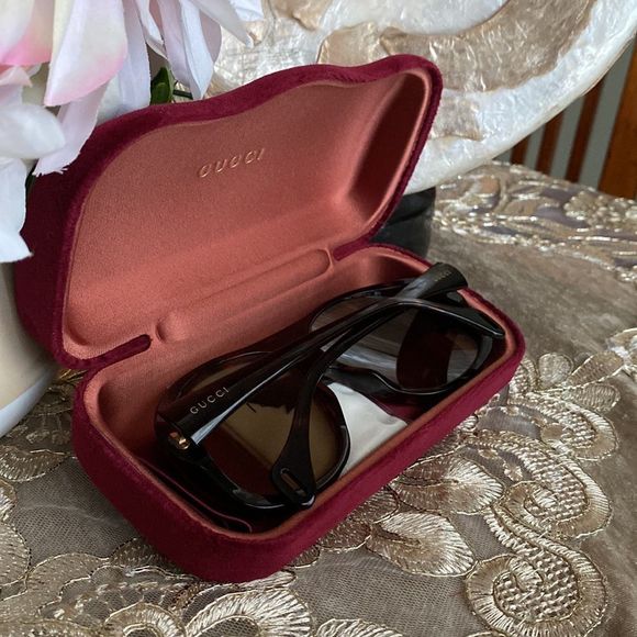 Gucci sunglasses main image 8